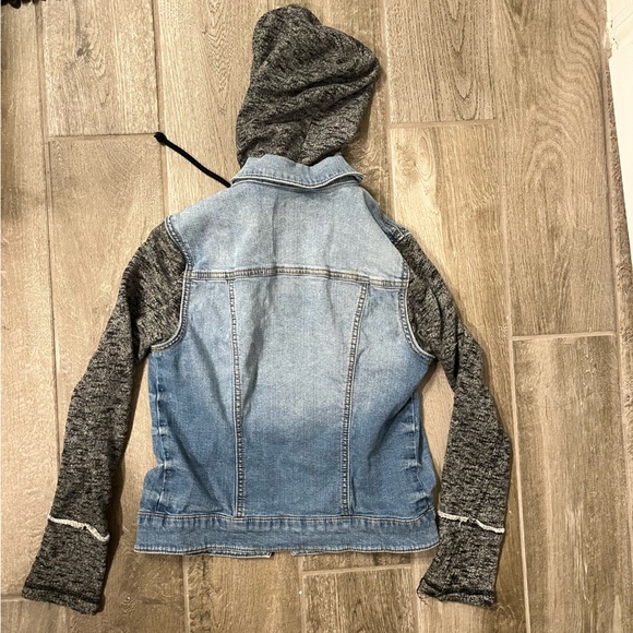 Mossimo Supply Co. Women's Light Blue Denim Jacket with Hood Size M - Picture 4 of 4